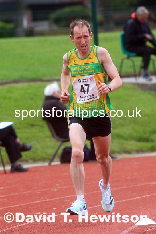North Eastern 10000 metres, Whitley Bay. Photo: David T. Hewitson/Sports for All Pics